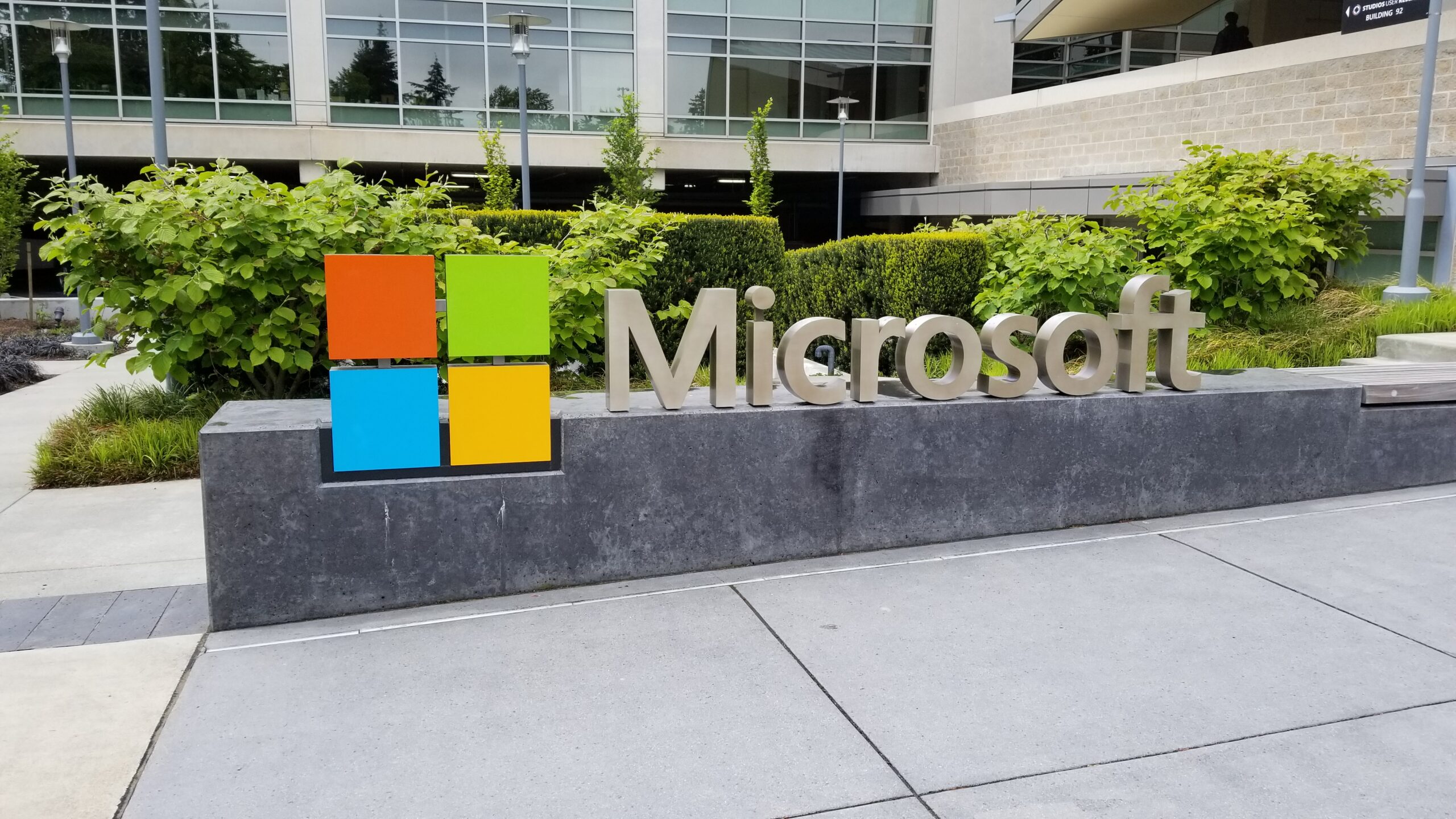 Microsoft's Earnings May Be Impacted by Slower Cloud Growth
