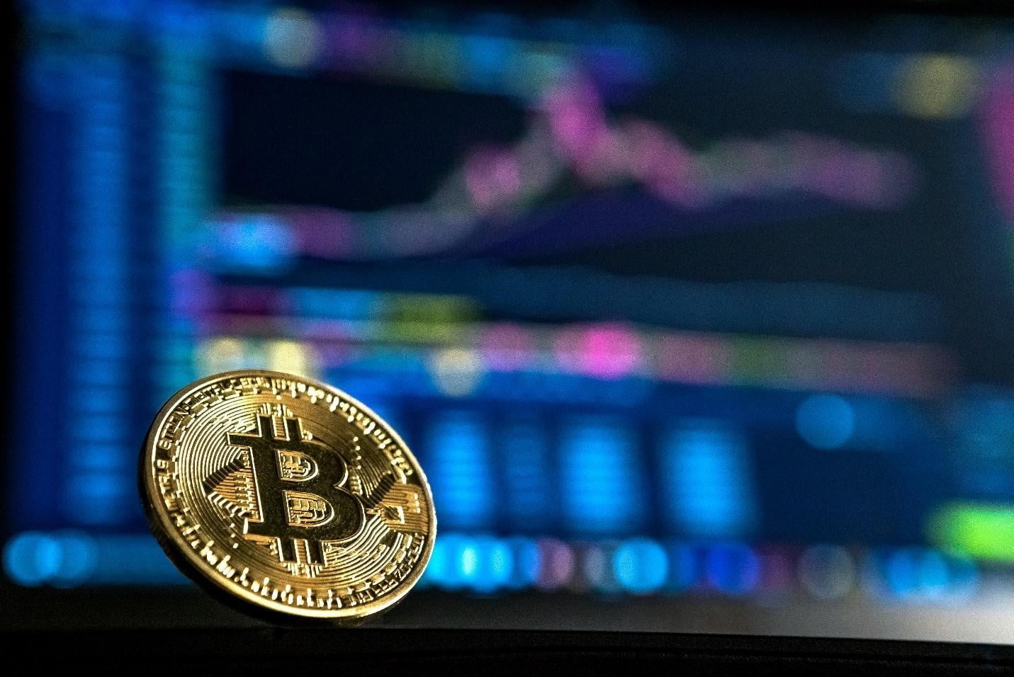 Day Trading Bitcoin: 6 Vital Things to Know